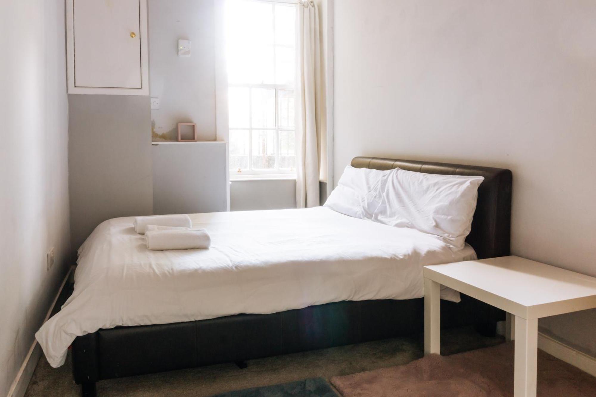 Homely 3 Bedroom In The Heart Of Central EDI Exterior foto